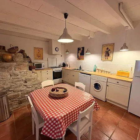 Timeless House In The Heart Of Les Corbieres Сasa de vacaciones Labastide-en-Val